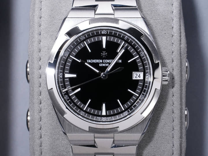 ヴァシュロンコンスタンタン オーヴァーシーズ オートマティック Ref.4520V/210A-B483 ステンレススチール ブラック文字盤 中古 ktmesc3w