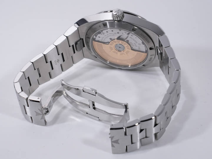 ヴァシュロンコンスタンタン オーヴァーシーズ オートマティック Ref.4520V/210A-B483 ステンレススチール ブラック文字盤 中古 ktmesc3w