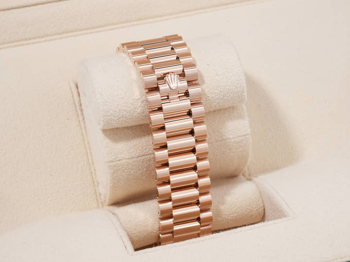 ロレックス デイデイト40 Ref.228235A エバーローズゴールド チョコレートx10Pダイヤ文字盤 美中古 ax8x7k47