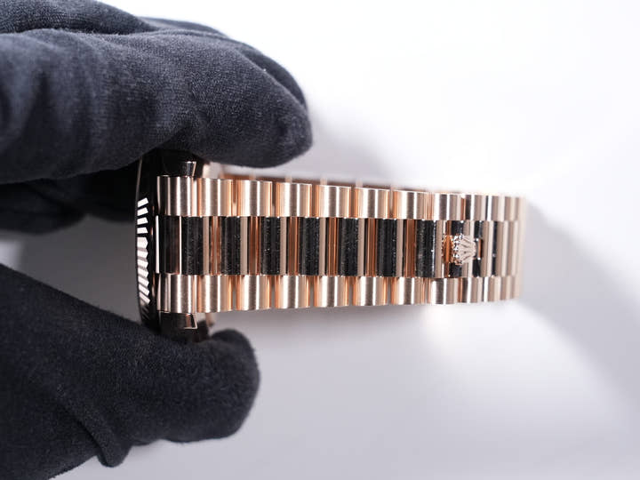 ロレックス デイデイト40 Ref.228235A エバーローズゴールド チョコレートx10Pダイヤ文字盤 美中古 ax8x7k47