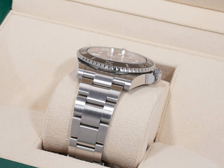 ロレックス サブマリーナー ノンデイト Ref.124060 ステンレススチール ブラック文字盤 中古 oijfa5c4