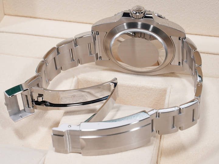 ロレックス サブマリーナー デイト Ref.116610LV ステンレススチール グリーン文字盤 未使用 e6i2ikjq