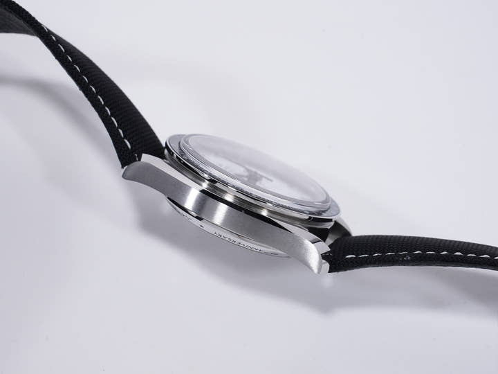 Omega Speedmaster Snoopy Ref. 311.32.42.30.04.003 Stainless Steel White Dial Unused xot9i59w