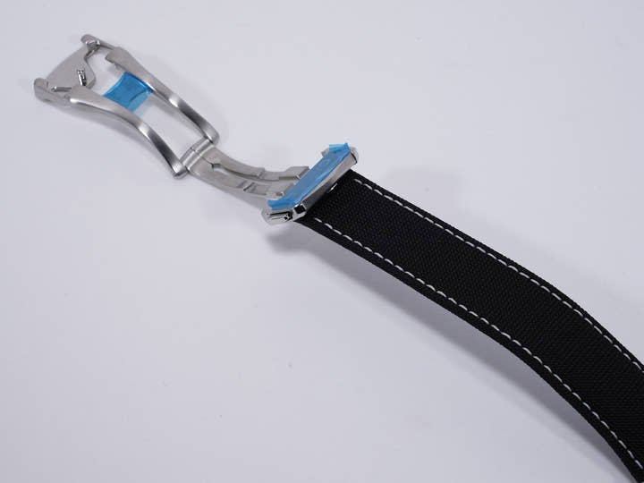 Omega Speedmaster Snoopy Ref. 311.32.42.30.04.003 Stainless Steel White Dial Unused xot9i59w