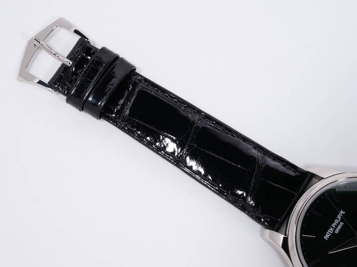 Patek Philippe Calatrava Ref. 5227G-010 White Gold Black Dial, Excellent Condition  iodgama4