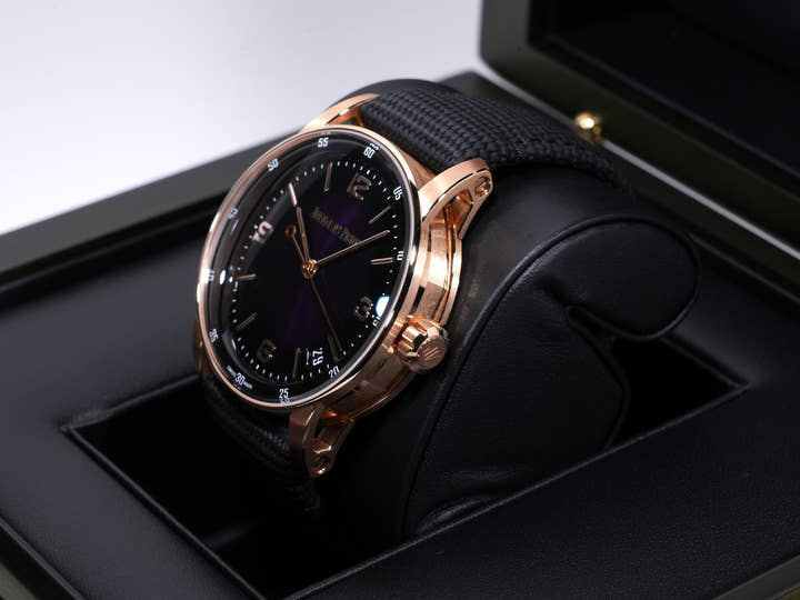 オーデマピゲ CODE 11.59 バイ オーデマ ピゲ Ref.15210OR.OO.A616CR.01 ピンクゴールド パープル文字盤 美品 gz2v5nwm