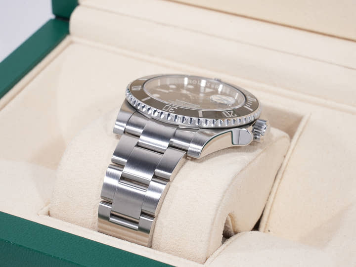 Rolex Submariner Date Ref. 116610LN Stainless Steel Black Dial Pre-owned (Used) yui4aeqg