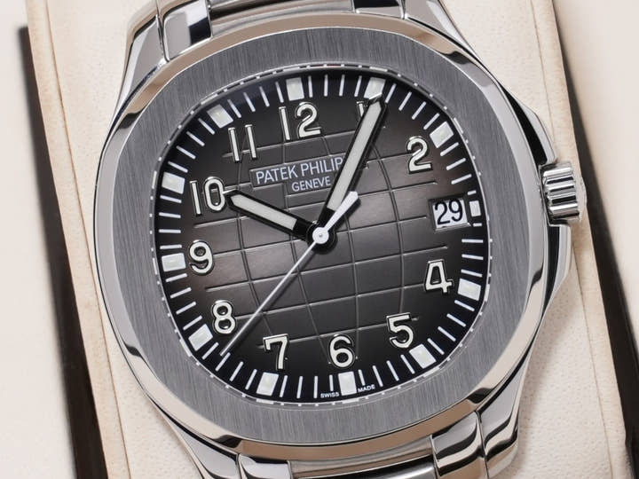 パテックフィリップ アクアノート エクストララージ Ref.5167/1A-001 ステンレススチール ブラック文字盤 美中古 96ztjijb