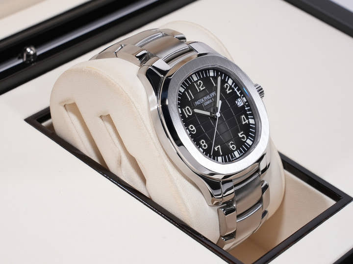 パテックフィリップ アクアノート エクストララージ Ref.5167/1A-001 ステンレススチール ブラック文字盤 美中古 96ztjijb