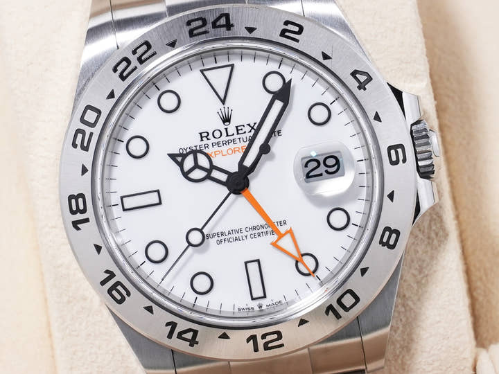 ロレックス エクスプローラーII Ref.226570 ステンレススチール ホワイト文字盤 オイスターブレスレット 中古 zcw39srt