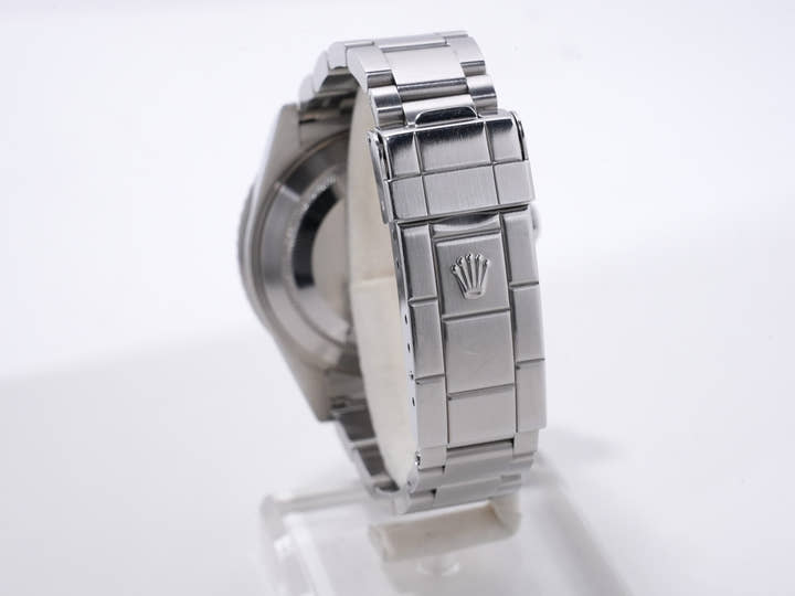 Rolex Submariner Date Ref. 16610LV Stainless Steel Black Dial Pre-owned n2ympb3z