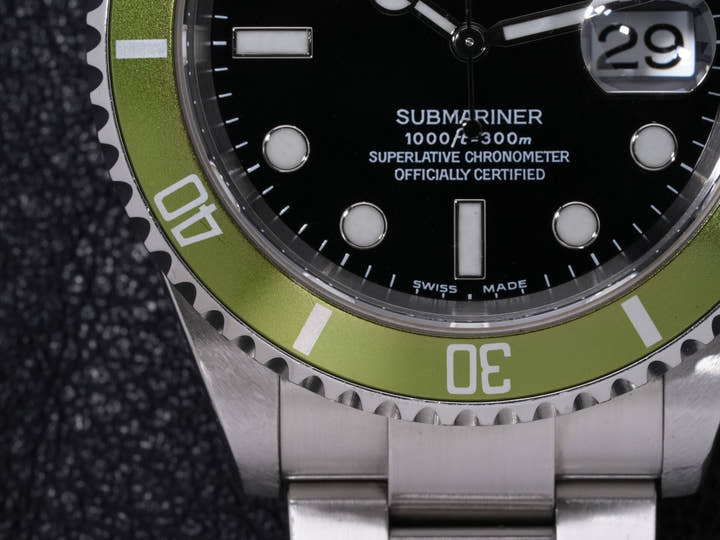 Rolex Submariner Date Ref. 16610LV Stainless Steel Black Dial Pre-owned n2ympb3z