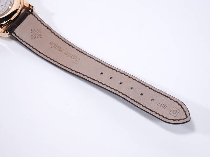 パテックフィリップ アニュアルカレンダー ムーンフェイズ Ref.5396R-001 ローズゴールド シルバー文字盤 美中古 i4ev2xtc