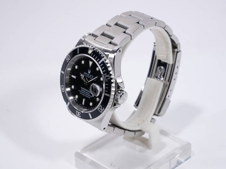 Rolex Submariner Date Ref. 16610 Stainless Steel Black Dial Pre-owned s3xbyz8y