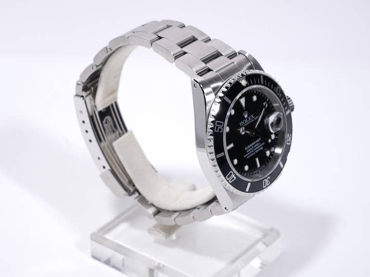 Rolex Submariner Date Ref. 16610 Stainless Steel Black Dial Pre-owned s3xbyz8y