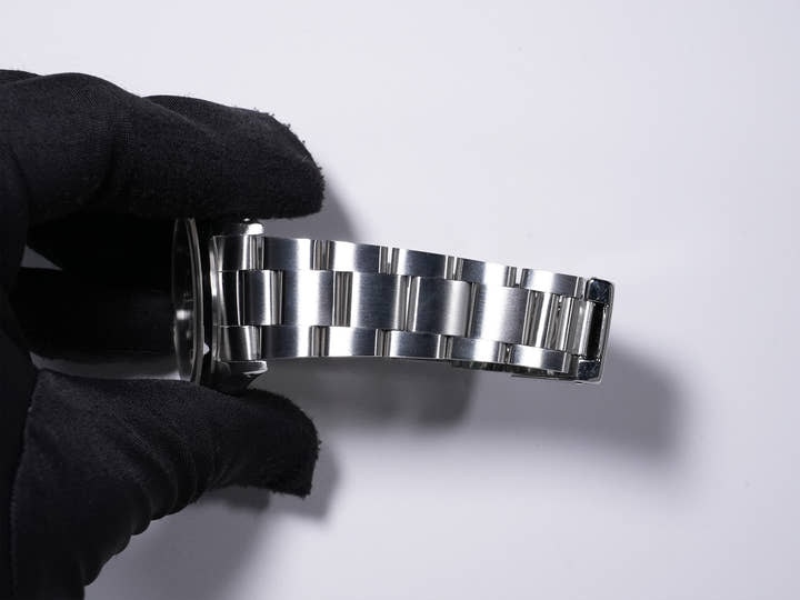 ロレックス エクスプローラーI Ref.14270 ステンレススチール ブラック文字盤 オイスターブレスレット 中古 uwn9bnoe