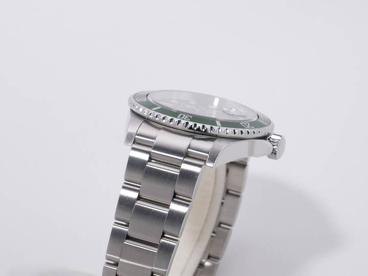 ロレックス サブマリーナー デイト Ref.16610LV ステンレススチール ブラック文字盤 中古 rvf7qn6u