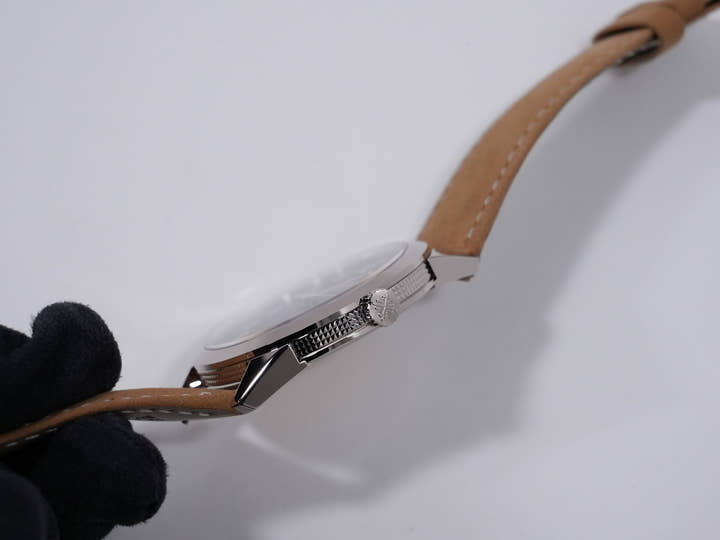 パテックフィリップ カラトラバ Ref.5226G-001 ホワイトゴールド ブラックグラデーションのテクスチャード ラック アントラサイト文字盤 極美品 pwhmxohs