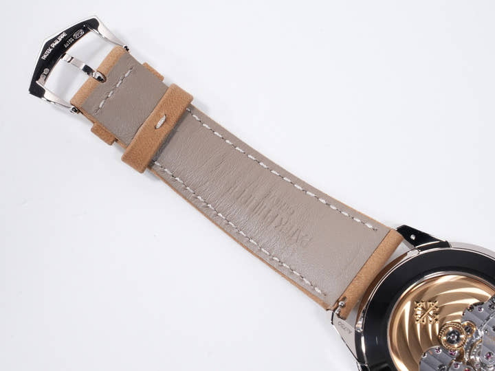 パテックフィリップ カラトラバ Ref.5226G-001 ホワイトゴールド ブラックグラデーションのテクスチャード ラック アントラサイト文字盤 極美品 pwhmxohs