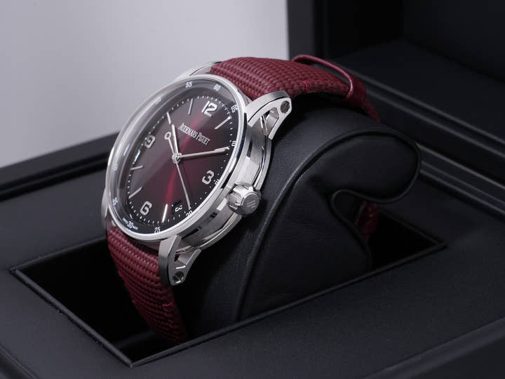 オーデマピゲ CODE 11.59 バイ オーデマ ピゲ Ref.15210BC.OO.A500KB.01 ホワイトゴールド スモークバーガンディーラッカー文字盤 美品 vvhmzwuc