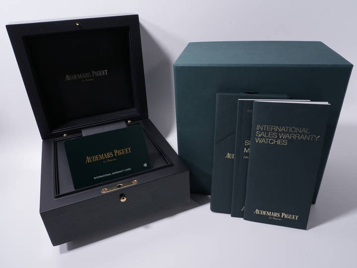 オーデマピゲ CODE 11.59 バイ オーデマ ピゲ Ref.15210BC.OO.A500KB.01 ホワイトゴールド スモークバーガンディーラッカー文字盤 美品 vvhmzwuc