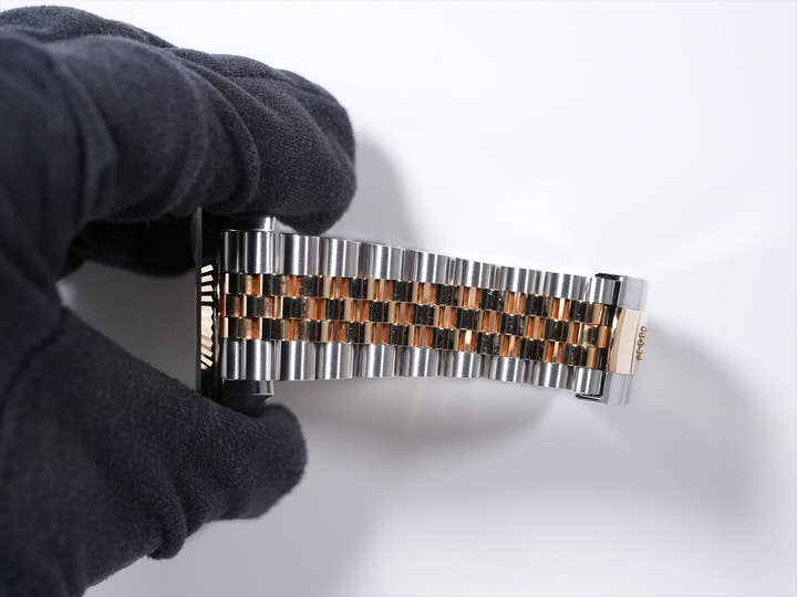 ロレックス デイトジャスト36 Ref.126233 ステンレススチール/イエローゴールド シャンパンフルーテッドモチーフ文字盤 中古 yt66y4c9