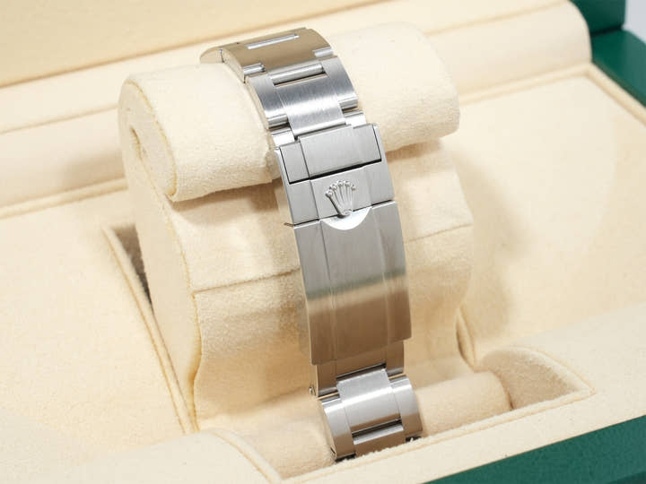 ロレックス エクスプローラーII Ref.216570 ステンレススチール ホワイト文字盤 オイスターブレスレット 未使用 4fow2qrw