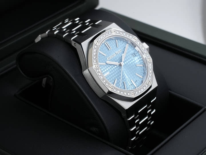 オーデマピゲ ロイヤルオーク 50周年記念 Ref.15551ST.ZZ.1356ST.01 ステンレススチール ライトブルー文字盤 未使用 x9oxwgj5