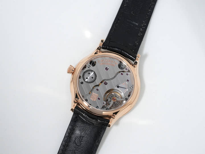 H.モーザー ベンチャー Ref.2327-0410 レッドゴールド ベンタブラック文字盤 美中古 4vwnjnut