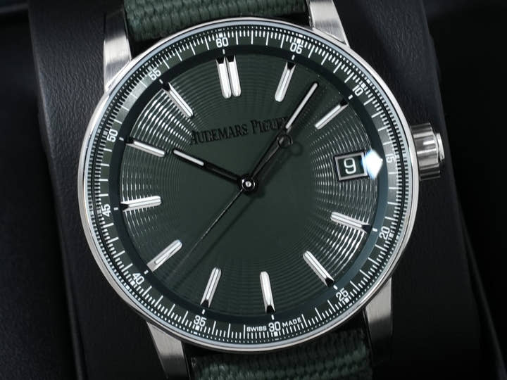 オーデマピゲ CODE 11.59 バイ オーデマ ピゲ Ref.15210ST.OO.A056KB.01 ステンレススチール グリーン文字盤 美品 7g2basr8