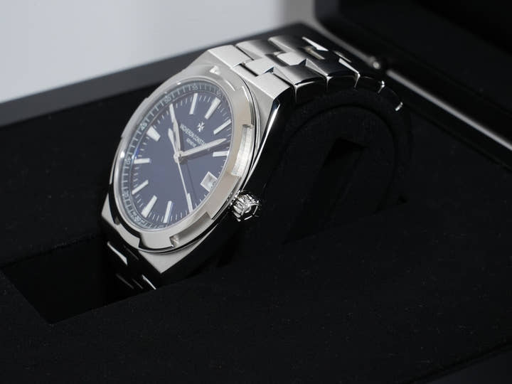 Vacheron Constantin Overseas Ref. 4500V/110A-B128 Stainless Steel Blue Dial Unused mdm9ocxe