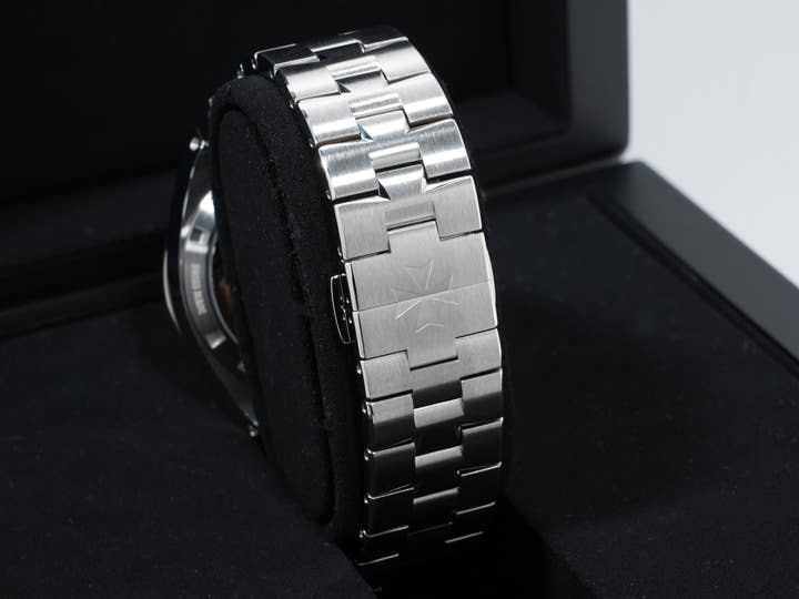 Vacheron Constantin Overseas Ref. 4500V/110A-B128 Stainless Steel Blue Dial Unused mdm9ocxe