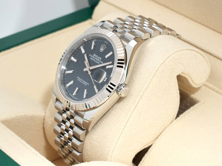 ロレックス デイトジャスト41 Ref.126334 ステンレススチール/ホワイトゴールド ブライトブルー文字盤 ジュビリーブレスレット 未使用 r9f48jov