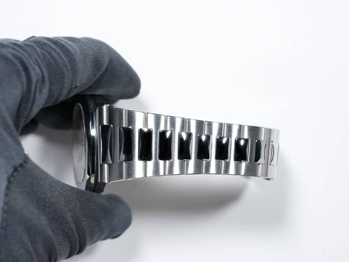 Patek Philippe Nautilus Ref. 5711/1A-011 Stainless Steel White Dial, Excellent Condition pnpxpiku