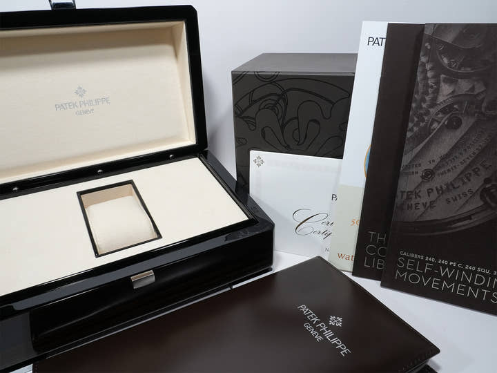 Patek Philippe Nautilus Ref. 5711/1A-011 Stainless Steel White Dial, Excellent Condition pnpxpiku