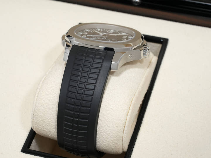 パテックフィリップ アクアノート トラベルタイム Ref.5164A-001 ステンレススチール ブラック文字盤 美品 o2indsse