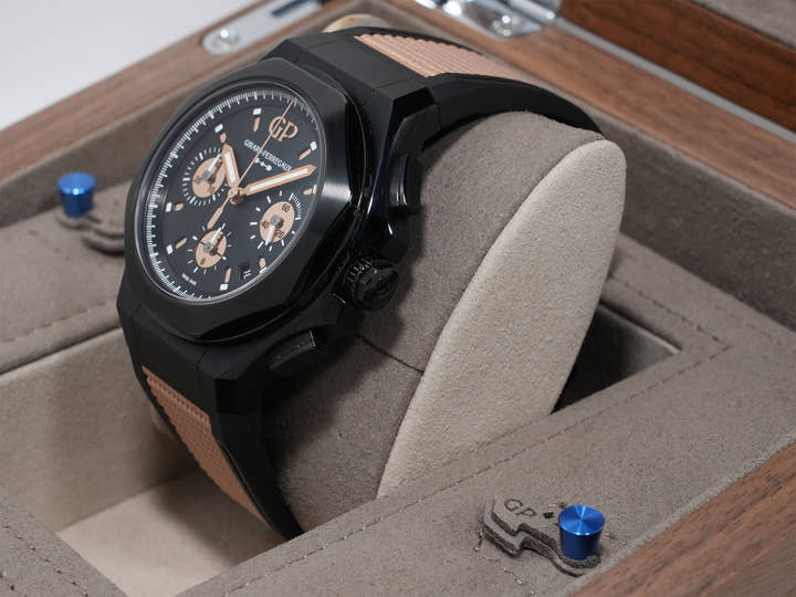 ジラールペルゴ ロレアート アブソルート クロノグラフ ゴールドフィーバー Ref.81060-21-492-FH3A チタニウム ブラック文字盤 中古 t5u73mxz