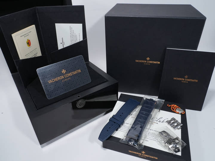 Vacheron Constantin Overseas Ref. 4500V/110A-B128 Stainless Steel Blue Dial Pre-owned nvvjekeh