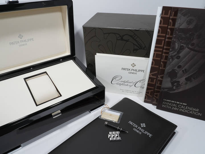 パテックフィリップ ノーチラス クロノグラフ Ref.5980/1A-019 ステンレススチール ホワイト文字盤 中古 ki9d3e4w