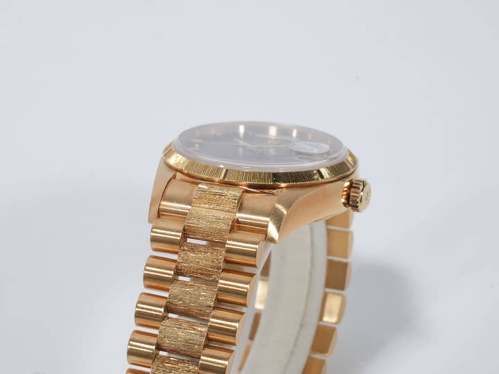 ロレックス デイデイト36 Ref.18078 イエローゴールド マホガニー文字盤 中古 4b8yhmtv