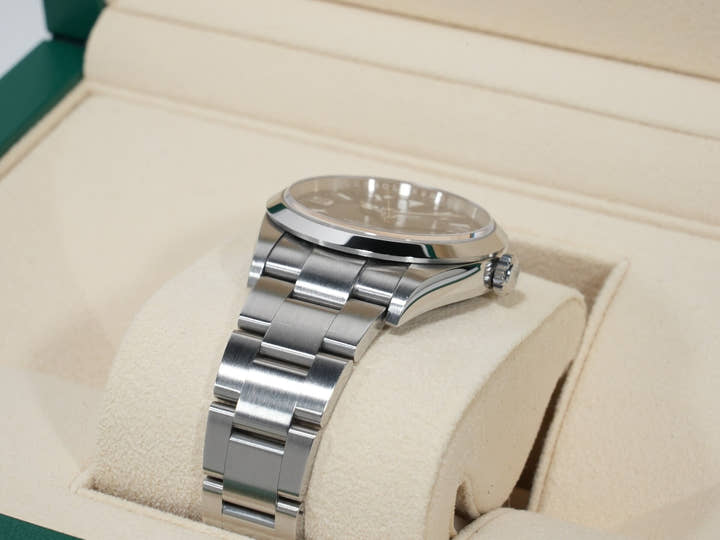 ロレックス エクスプローラー36 Ref.124270 ステンレススチール ブラック文字盤 オイスターブレスレット 中古 52wd8yc5