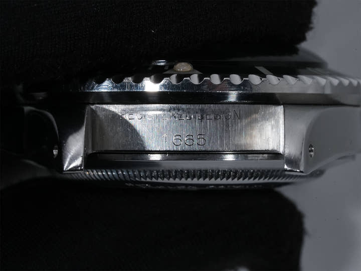 ロレックス シードゥエラー Ref.1665 ステンレススチール ブラック文字盤 中古 wcnjhs83