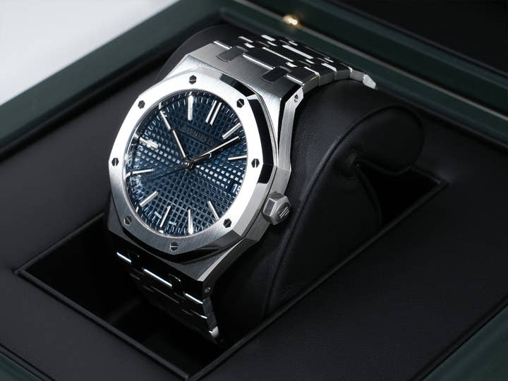 オーデマピゲ ロイヤルオーク Ref.15510ST.OO.1320ST.06 ステンレススチール ナイトブルー文字盤 未使用 tua3ckeg