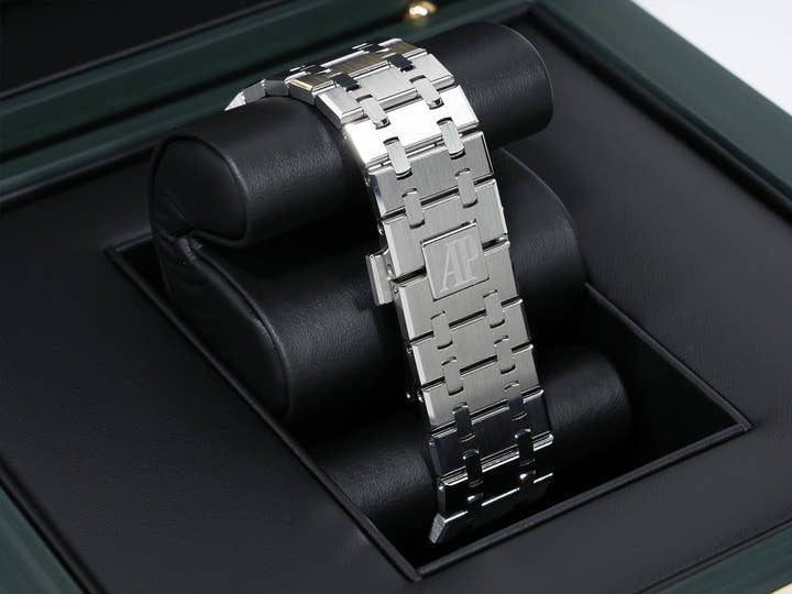 オーデマピゲ ロイヤルオーク Ref.15510ST.OO.1320ST.06 ステンレススチール ナイトブルー文字盤 未使用 tua3ckeg