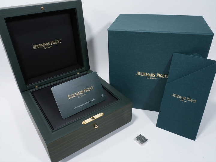 オーデマピゲ ロイヤルオーク Ref.15510ST.OO.1320ST.06 ステンレススチール ナイトブルー文字盤 未使用 tua3ckeg