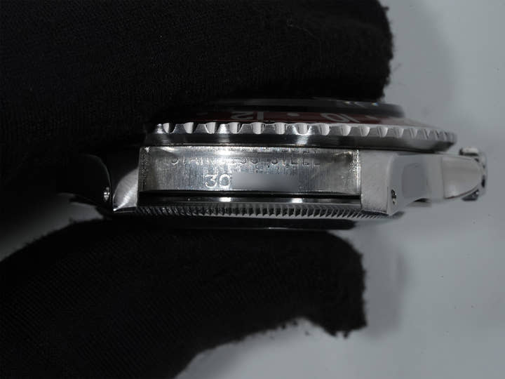 ロレックス GMTマスター Ref.1675 ステンレススチール ブラック文字盤 オイスターブレスレット 中古 9n5nigrm