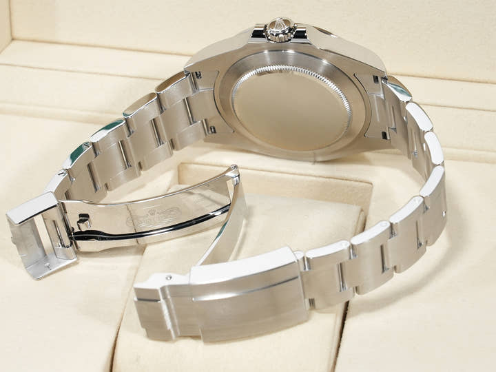 ロレックス エクスプローラーII Ref.226570 ステンレススチール ホワイト文字盤 オイスターブレスレット 未使用 kdfg4cj9