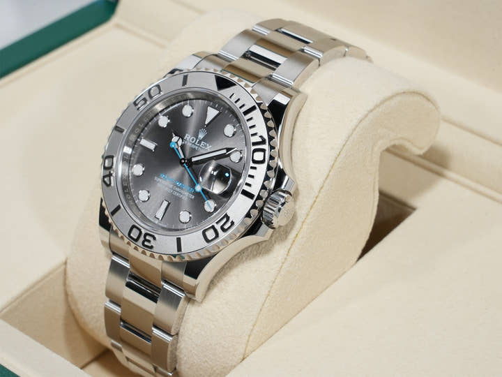 ロレックス ヨットマスター40 Ref.126622 ステンレススチール/プラチナ スレート文字盤 未使用 f8nkecf6