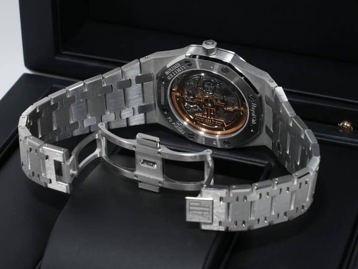 オーデマピゲ ロイヤルオーク ジャンボ エクストラ シン Ref.15206PT.OO.1240PT.01 プラチナ オニキス11Pダイヤ文字盤 美中古 s9f3j8ta