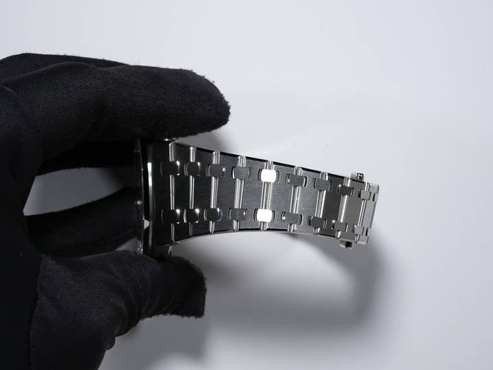 オーデマピゲ ロイヤルオーク ジャンボ エクストラ シン Ref.15206PT.OO.1240PT.01 プラチナ オニキス11Pダイヤ文字盤 美中古 s9f3j8ta